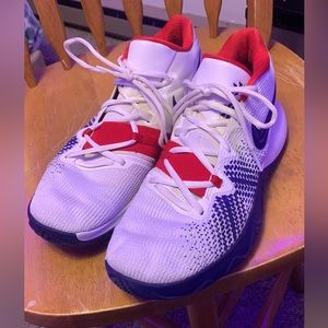 Nike Kyrie Flytraps Ep - Usa Sneakers Size 9.5
